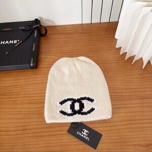 Chanel CC Logo Cashmere Knit Beanie